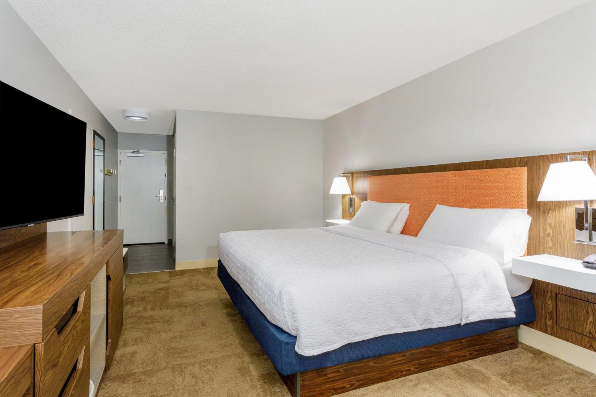 Hampton Inn Jacksonville - I-95 Central Экстерьер фото